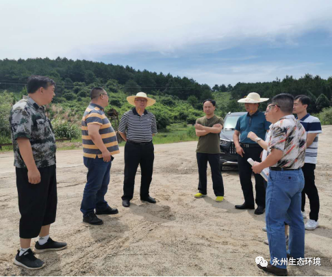 永州市生态环境局党组书记,局长谭立宏(左三)召集上下游两县分管副