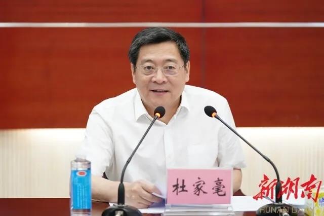 杜家毫在省生态环境厅调研：以高水平保护促进高质量发展