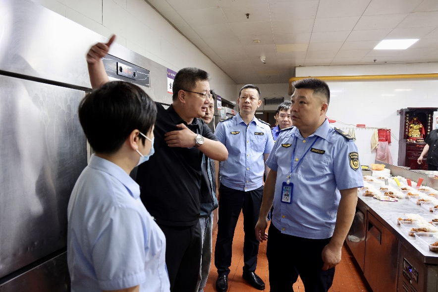全省率先！督察推动益阳开展公共机构食堂油烟专项整治