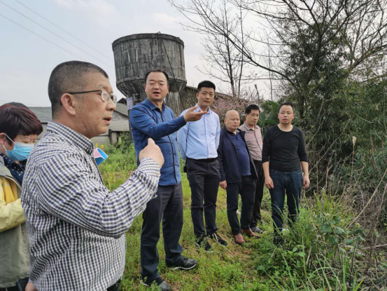 周卫星调研桃江县马迹塘原锑品冶炼厂