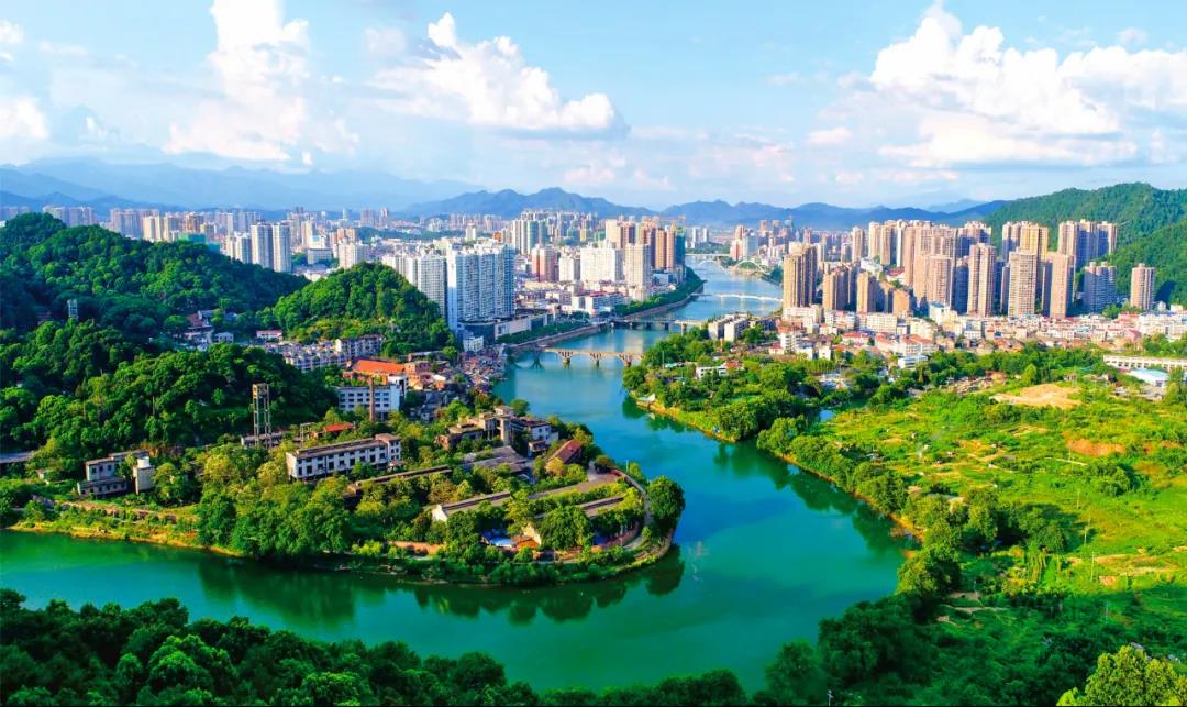 以点带面管出空气好质量长沙市雨花区蓝天保卫战实施点长制成效显著